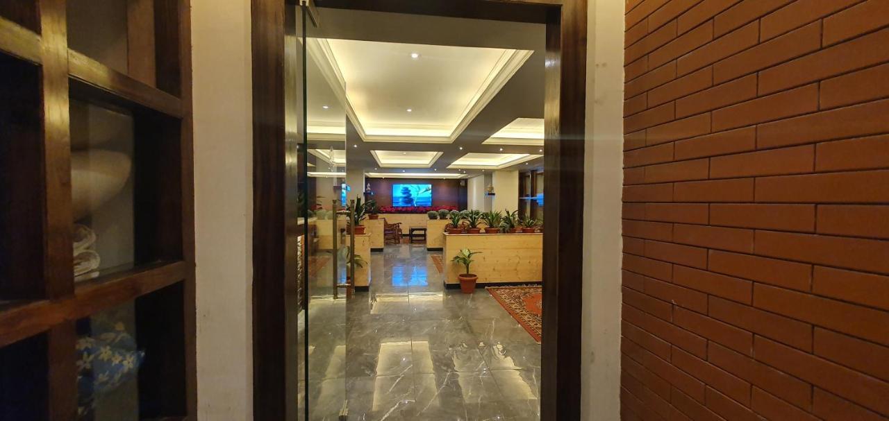 แซนเดอร์ลิง เรซิเดนซี แอนด์ สปา Hotel ดาร์จีลิง ภายนอก รูปภาพ